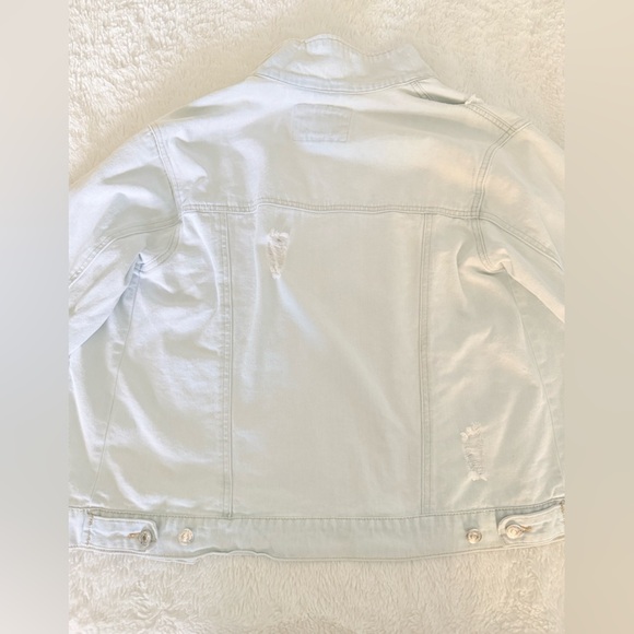 Forever 21 Light Wash Denim Jacket - Picture 6 of 6